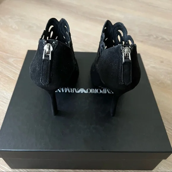 Giorgio Armani black suede booties - Picture 10 of 11